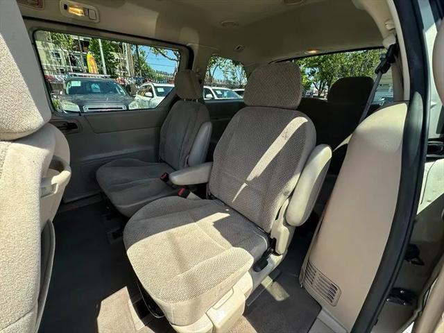 2002 Ford Windstar SE