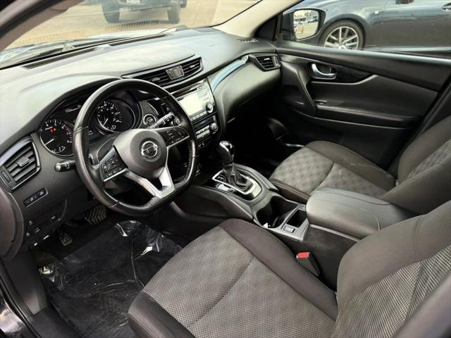 2017 Nissan Rogue Sport SV