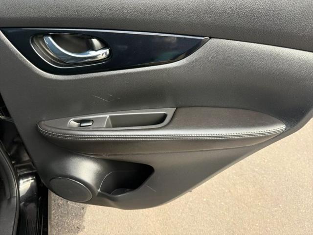 2017 Nissan Rogue Sport SV