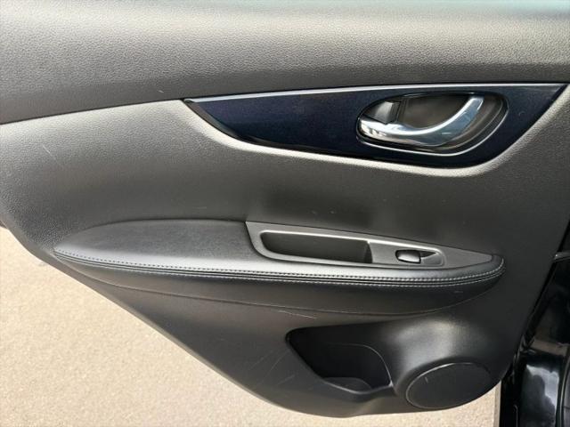 2017 Nissan Rogue Sport SV