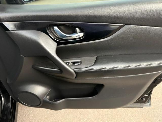 2017 Nissan Rogue Sport SV