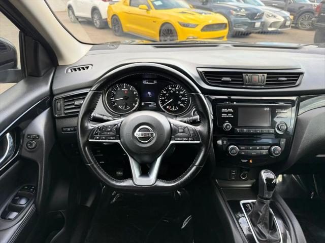 2017 Nissan Rogue Sport SV