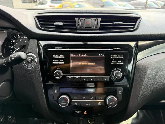 2017 Nissan Rogue Sport SV
