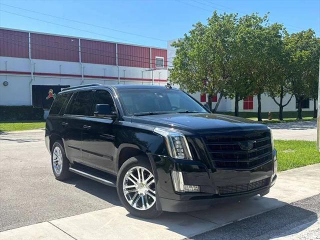 2017 Cadillac Escalade Luxury