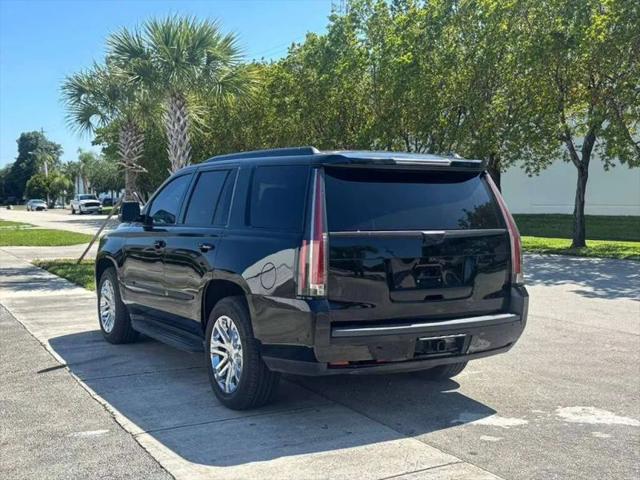 2017 Cadillac Escalade Luxury