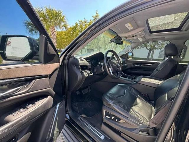2017 Cadillac Escalade Luxury