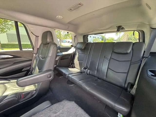 2017 Cadillac Escalade Luxury