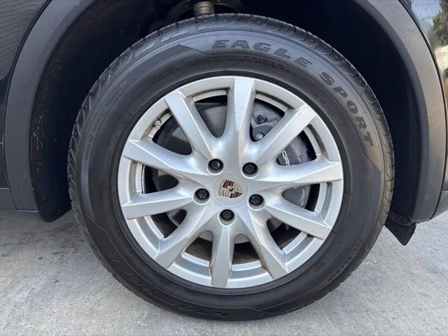 2014 Porsche Cayenne Base