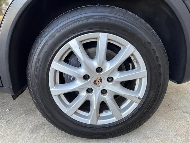 2014 Porsche Cayenne Base