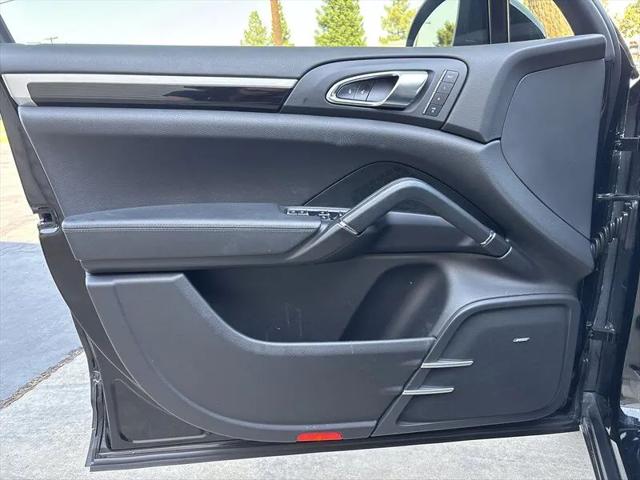 2014 Porsche Cayenne Base