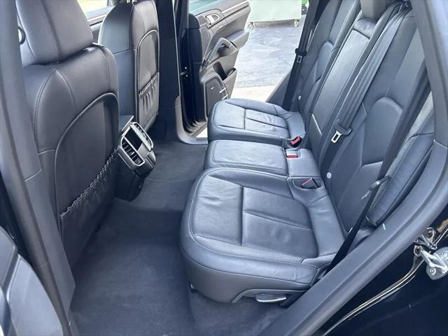 2014 Porsche Cayenne Base