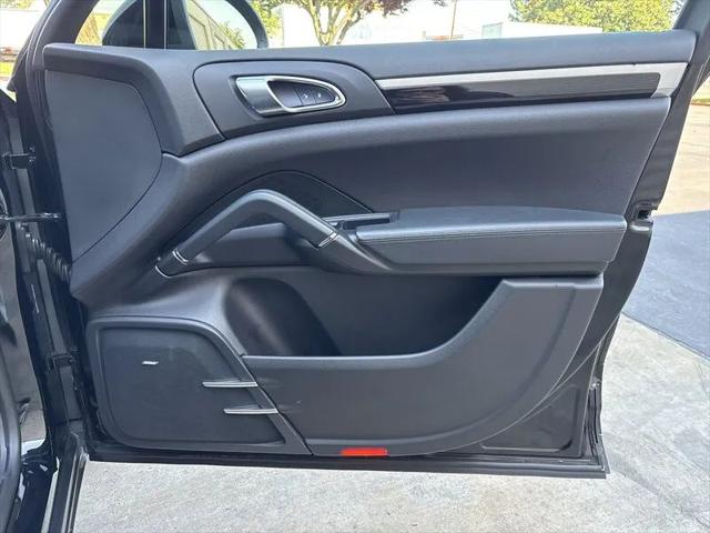 2014 Porsche Cayenne Base