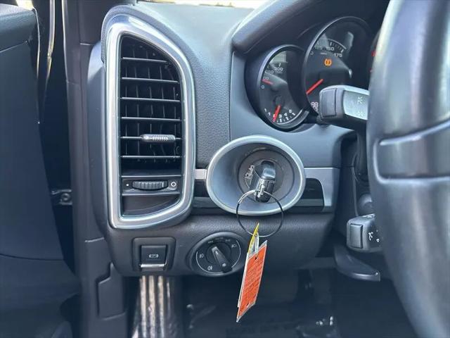 2014 Porsche Cayenne Base