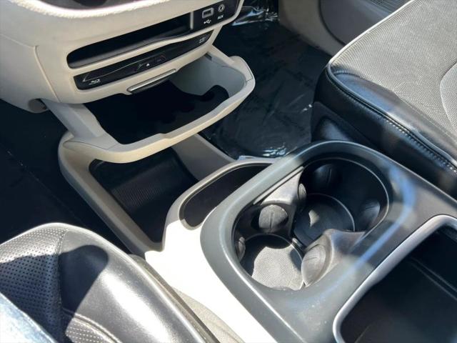 2018 Chrysler Pacifica Hybrid Limited