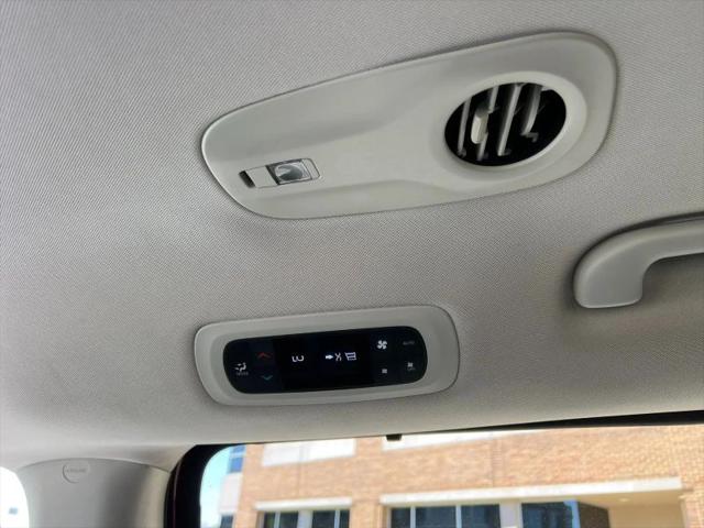 2018 Chrysler Pacifica Hybrid Limited