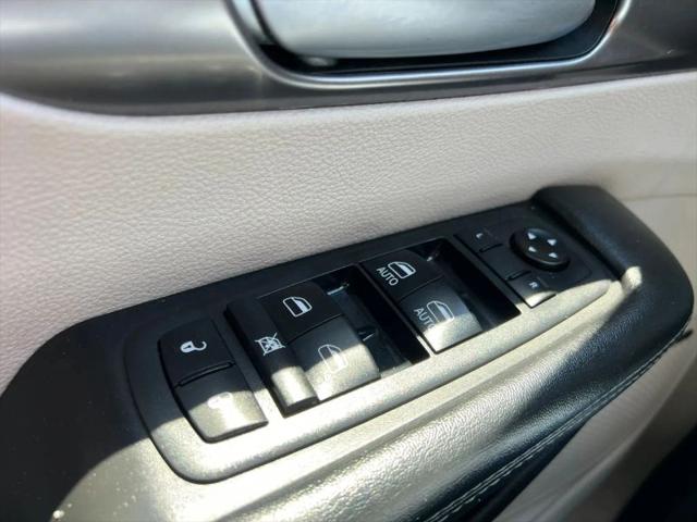2018 Chrysler Pacifica Hybrid Limited