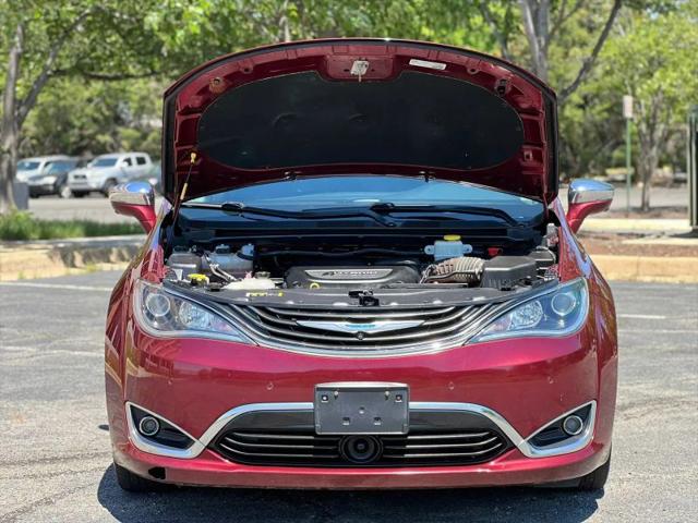 2018 Chrysler Pacifica Hybrid Limited