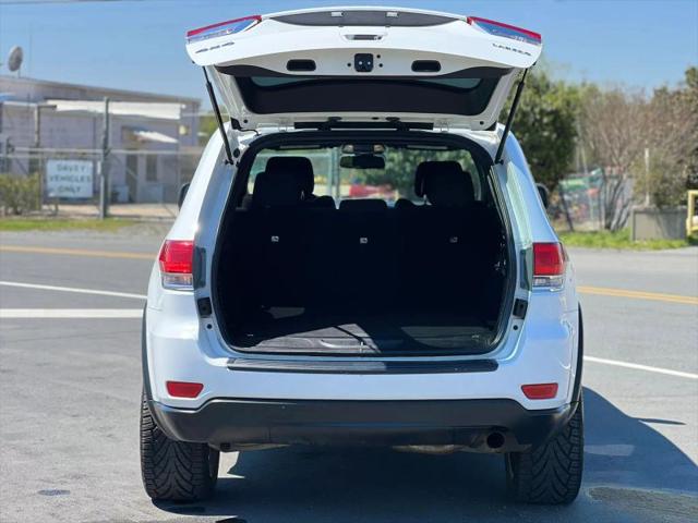 2016 Jeep Grand Cherokee Laredo