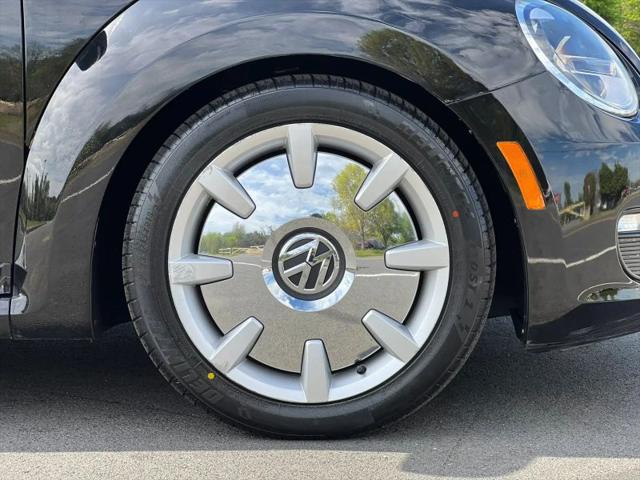 2012 Volkswagen Beetle 2.5L