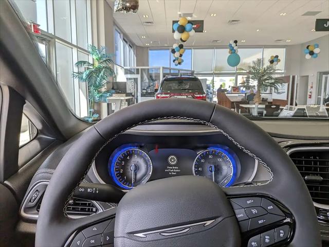 2027 Chrysler Pacifica Limited