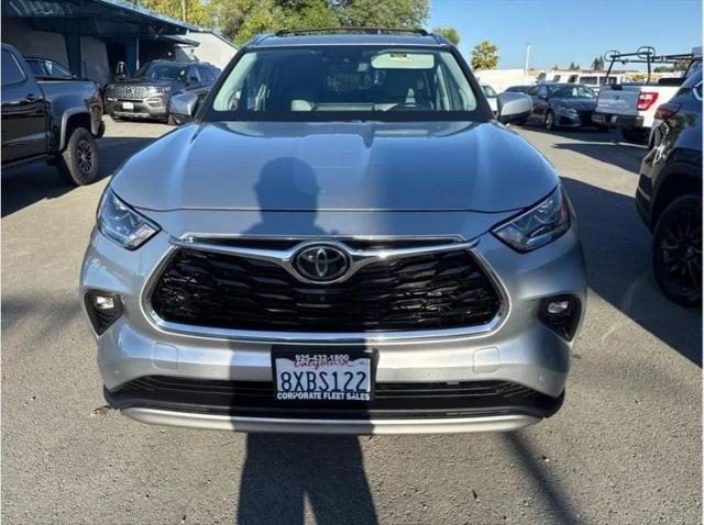 2021 Toyota Highlander Platinum