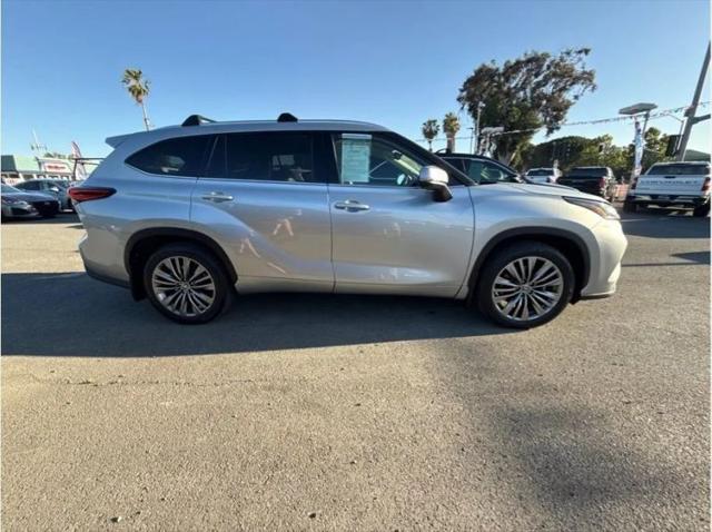 2021 Toyota Highlander Platinum