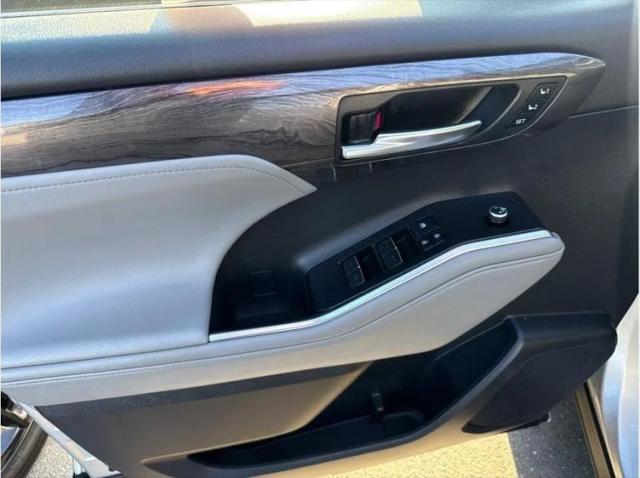 2021 Toyota Highlander Platinum