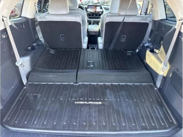 2021 Toyota Highlander Platinum