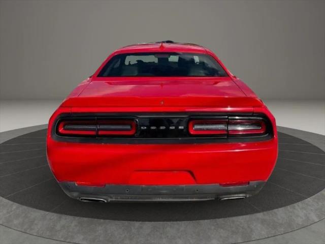 2015 Dodge Challenger SXT Plus