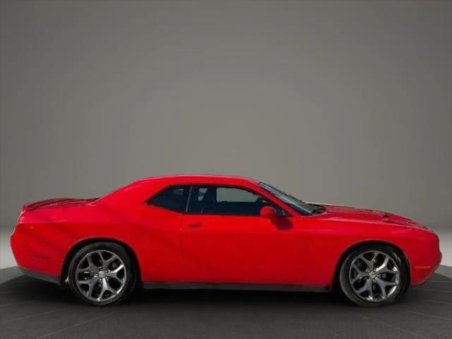 2015 Dodge Challenger SXT Plus