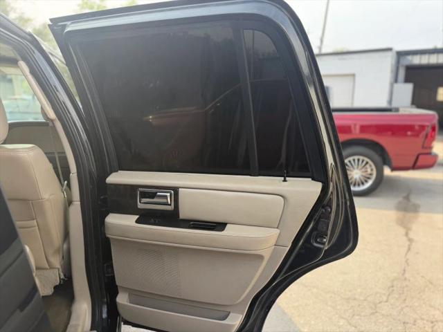 2015 Lincoln Navigator Base