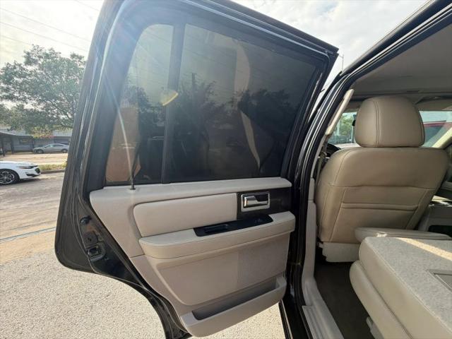 2015 Lincoln Navigator Base