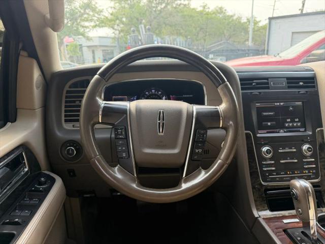 2015 Lincoln Navigator Base