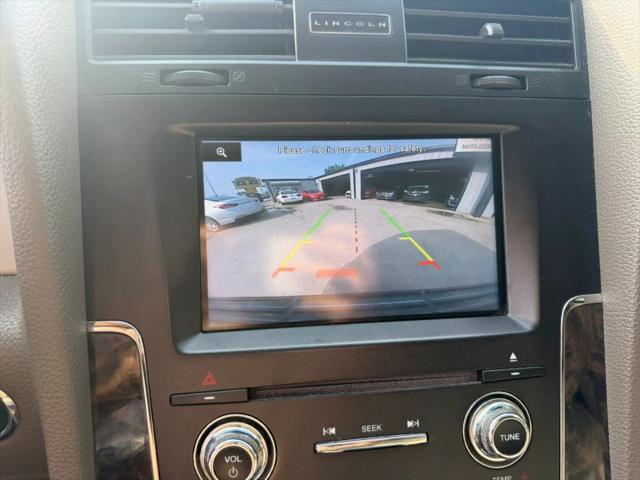 2015 Lincoln Navigator Base