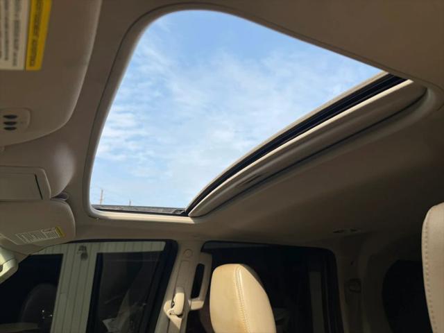 2015 Lincoln Navigator Base