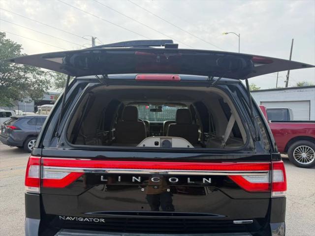 2015 Lincoln Navigator Base