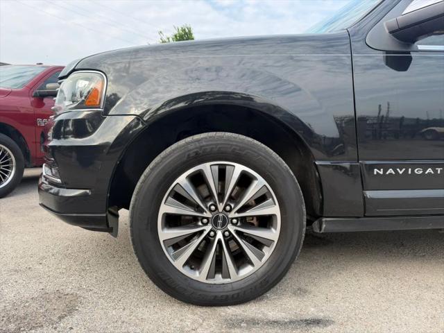 2015 Lincoln Navigator Base