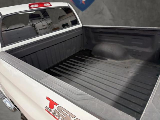 2015 Toyota Tundra SR5 5.7L V8