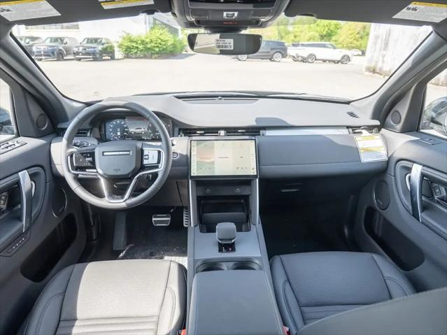2026 Land Rover Discovery Sport Landmark