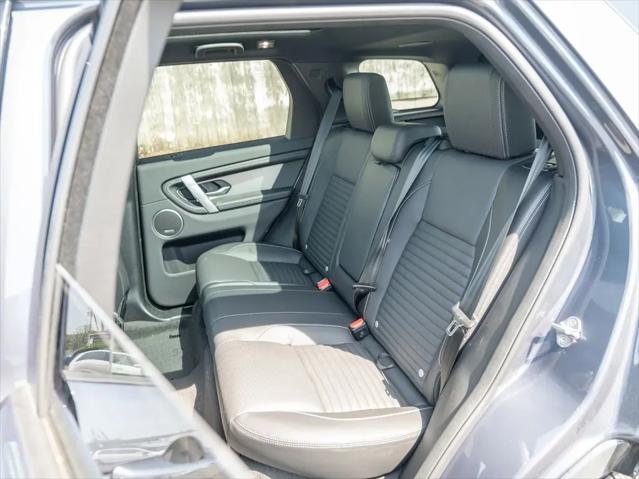 2026 Land Rover Discovery Sport Landmark