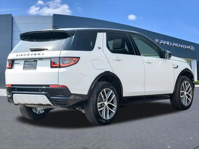 2026 Land Rover Discovery Sport Landmark