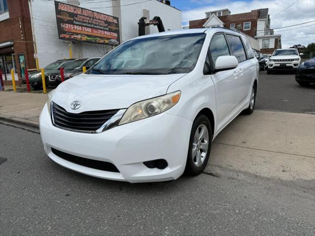 2013 Toyota Sienna LE V6 8 Passenger for sale in Philadelphia, PA