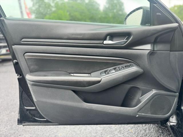 2021 Nissan Altima SR FWD