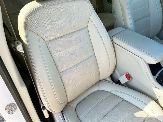 2022 GMC Acadia AWD Denali