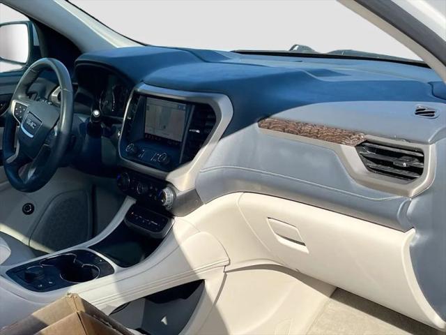 2022 GMC Acadia AWD Denali