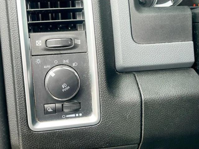 2019 Ram 1500 Classic Warlock Crew Cab 4x2 5'7" Box
