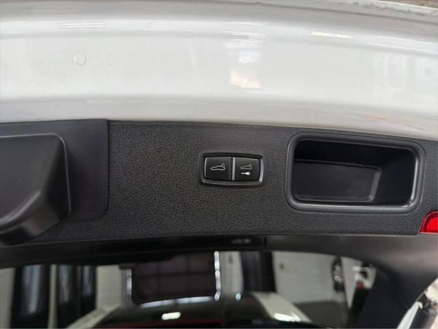 2017 Porsche Macan Base