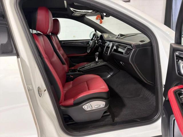2017 Porsche Macan Base