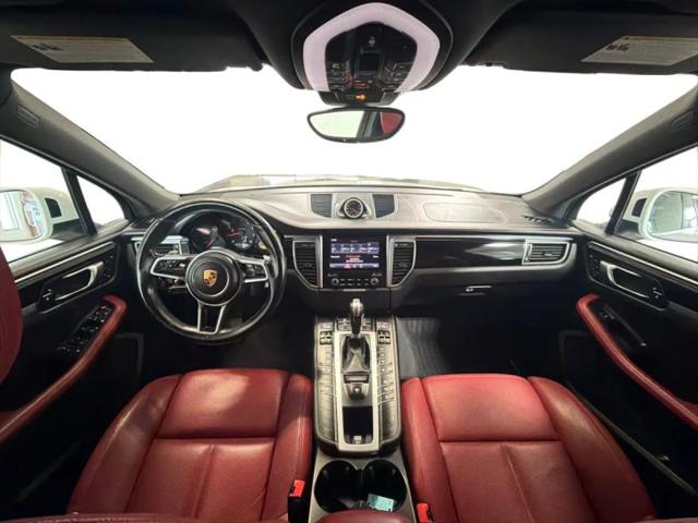 2017 Porsche Macan Base