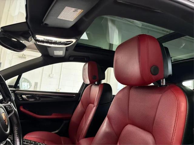 2017 Porsche Macan Base